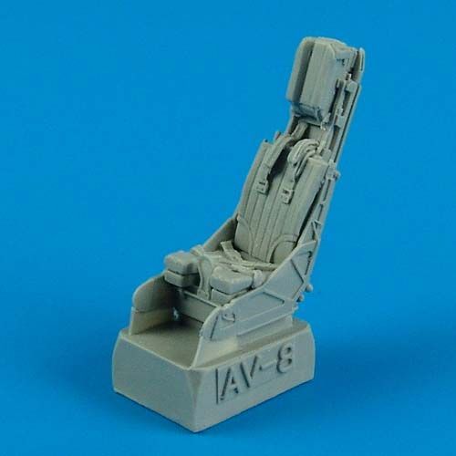 1:48 AV-8B Harrier II seat with safety belts