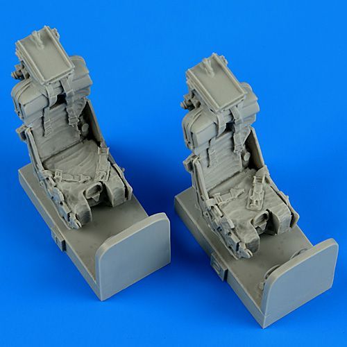 1:48 OV-1 Mohawk ejection seats with safety belts