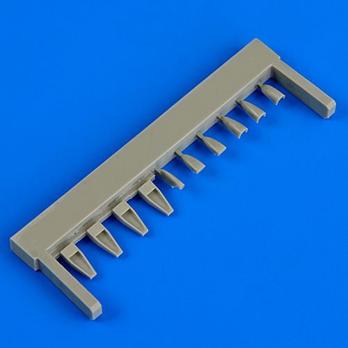 1:48 L-29 Delfín air scoops