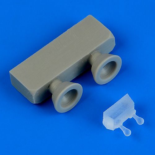 1:48 MiG-17 landing light