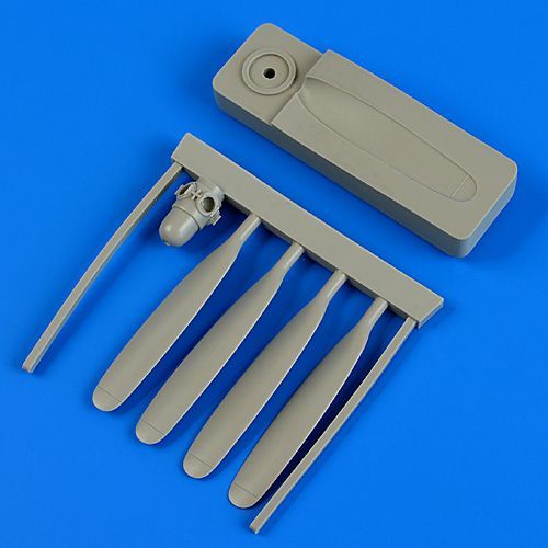 1:48 F4U-5 Corsair propeller w/tool