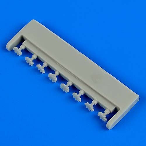 1:48 Petlyakov Pe-2 bomb fuzes