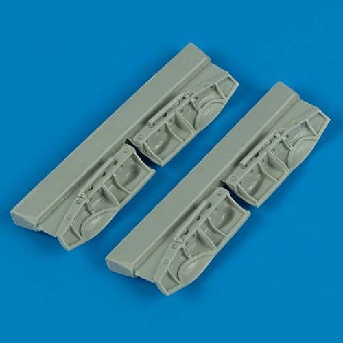 1:72 Beaufighter undercarriage covers