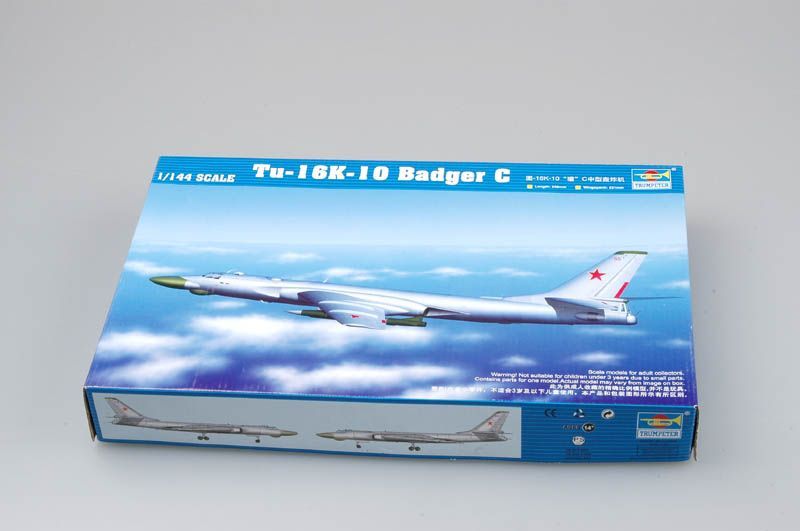 1:144 Tu-16k-10 Badger C