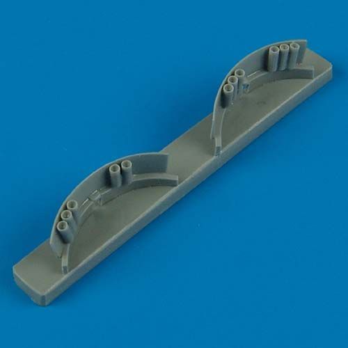 1:72 A-1 Skyraider exhaust