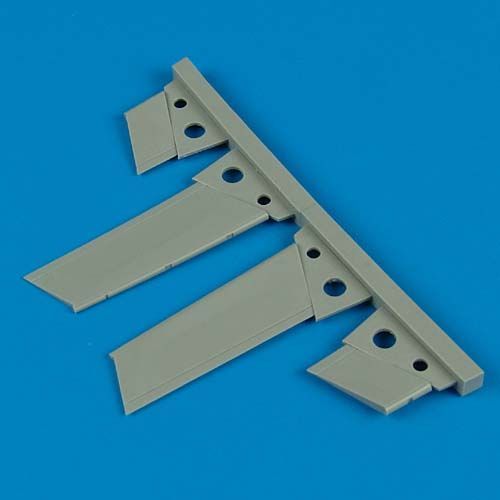 1:72 F-8 Crusader flaps