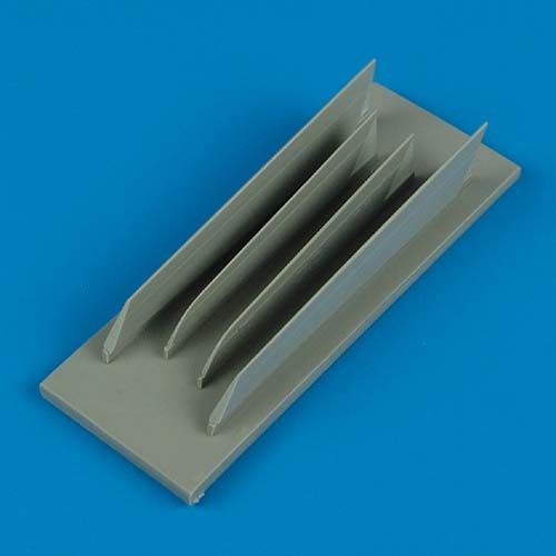 1:72 F-8 Crusader slots