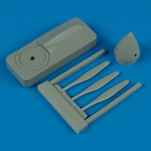 1:72 P-40E/M/N propeller w/tool