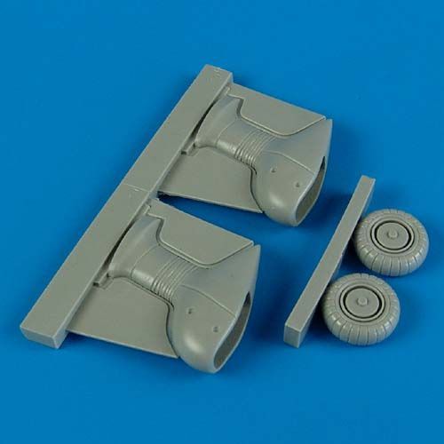 1:72 Junkers Ju 87G Stuka correct spatted undercarriage
