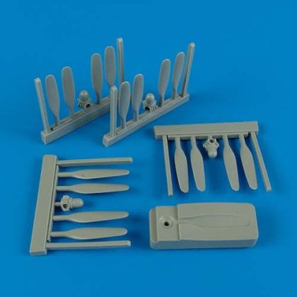 1:72 B-24 Liberator propeller w/tool