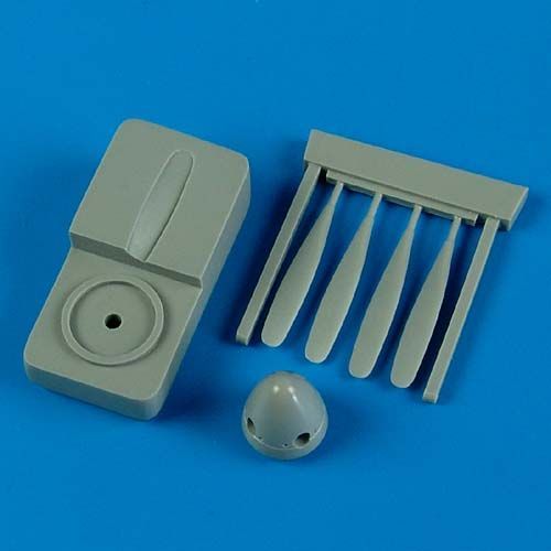 1:72 P-51D/K Mustang propeller w/tool