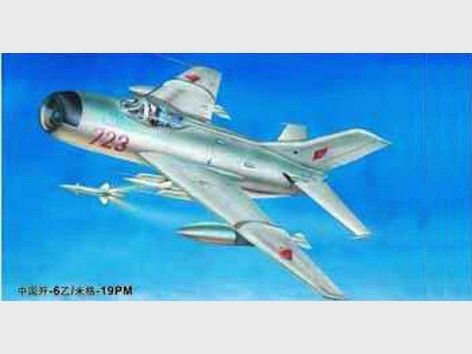 1:32 MiG-19PM Farmer E