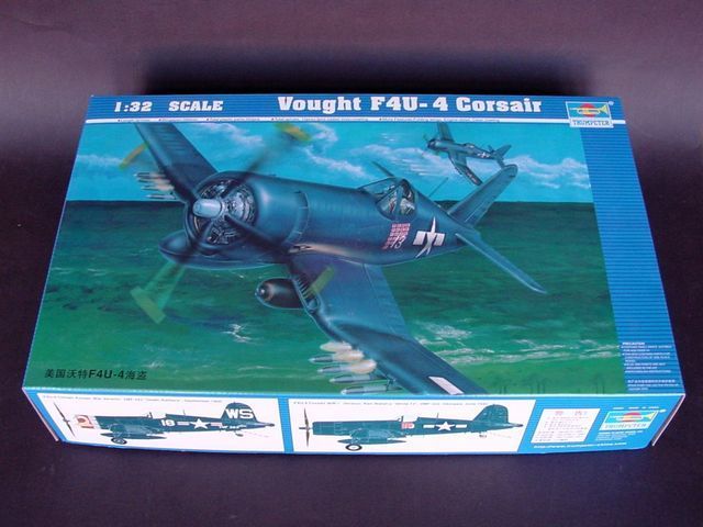 1:32 Vought F4U-4 Corsair