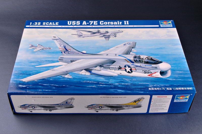 1:32 USS A-7E Corsair II