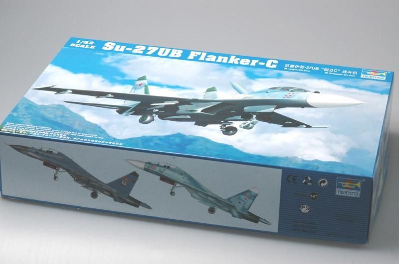 1:32 Su-27UB Flanker-C