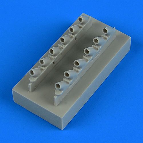 1:48 P-40B Warhawk exhaust