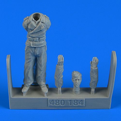 1:48 German WWII Tank crew - Trooper B
