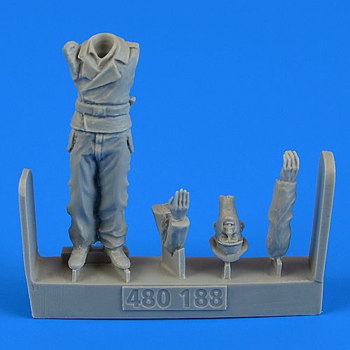 1:48 German WWII Tank crew - Commander