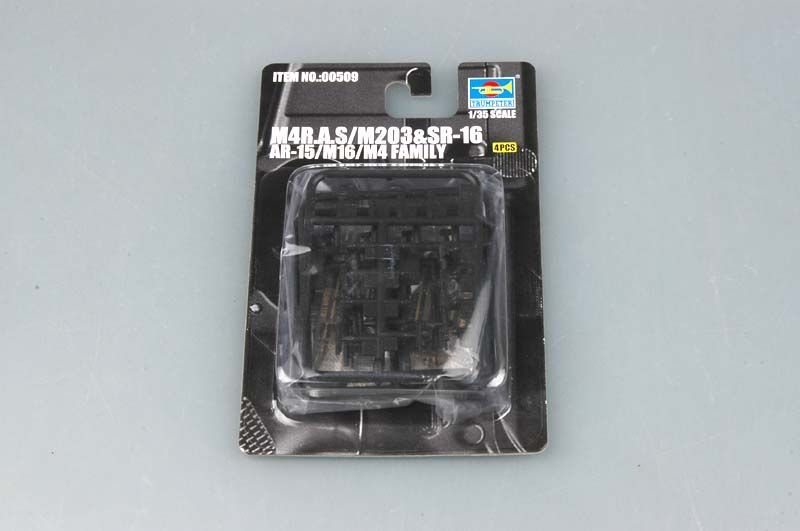 1:35 AR-15/M16/M4 FAMILY-SR16 Weapons