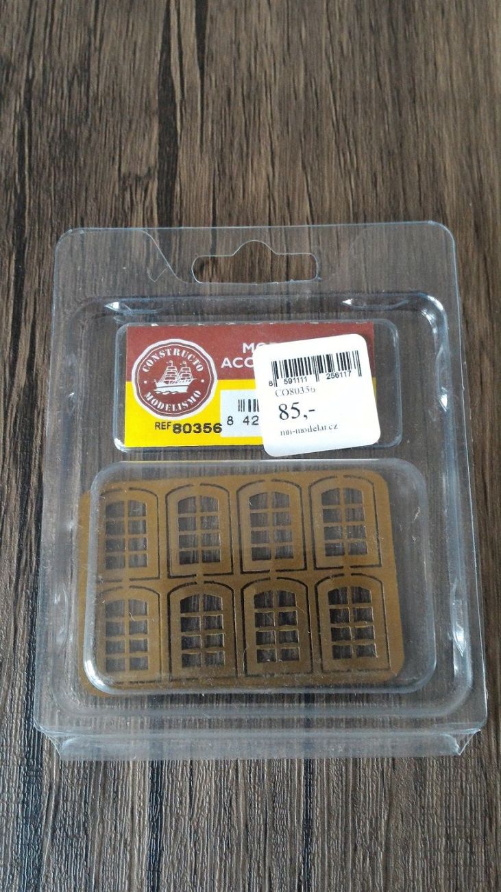 Arched metal windows - 17x12 mm