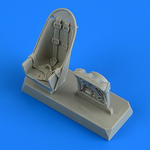 1:48 Ju 87B Stuka seats with safety belts