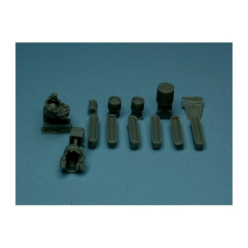 1:48 AH-64 APACHE exterior accessories