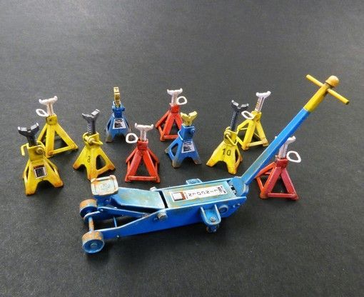 1:35 US Army-jack stand