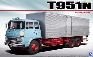 1:32 Fuso T951N Aluminum Van