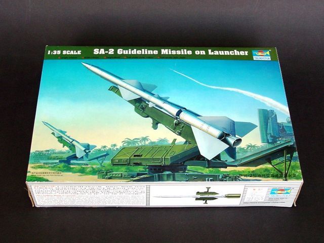 1:35 Sam-2 Missile With Launcher Cabin