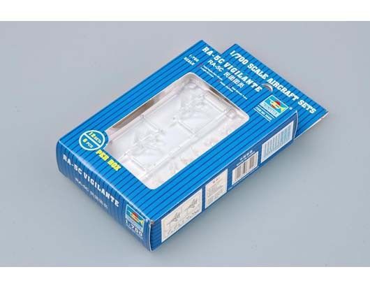 1:700 RA-5C VIGILANTE