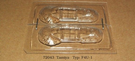 1:72 F4U-1 Bird Cage