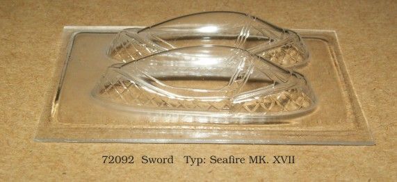 1:72 Seafire Mk. XVII (open-closed)