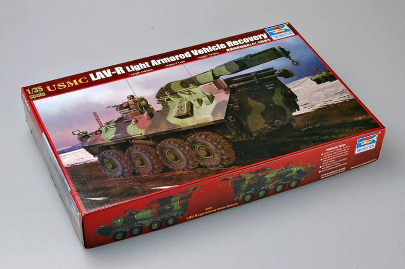 1:35 USMC LAV-R Light Armored Vehicle Recovery
