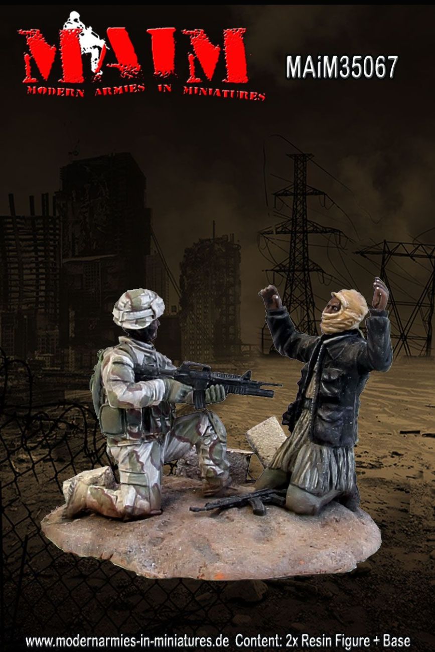 1:35 US Army Soldier with capt. Insurg. (2 Fig.)