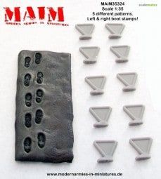 1:35 Universal Foot Stamp Set - Sports Shoes + Trecking Boots