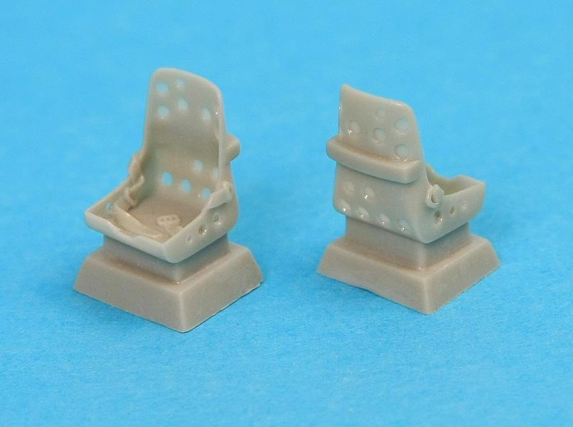 1:48 Mitsubishi A6M Zero seats