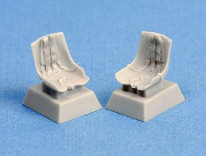 1:48 Macchi Mc-202 - 205 seats with harness (x2)