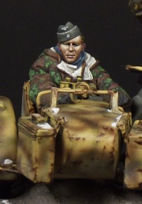 1:35 German Motorcycle Passanger