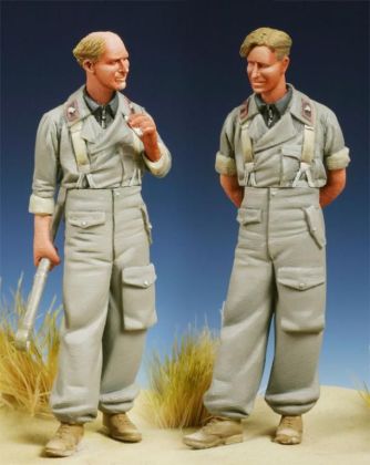 1:35 German panzer crew