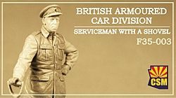 1:35 British Armoured Car Division Serviceman with a shovel