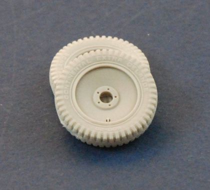 1:35 Spare Wheels for Sd.Kfz 10 &250 (Gelande Pattern )