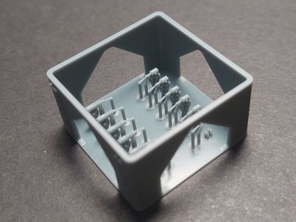 1:35 WWII German Early AFV antenna mount with rods