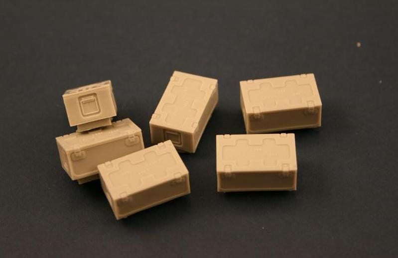 1:35  B226 British Ammo Boxes