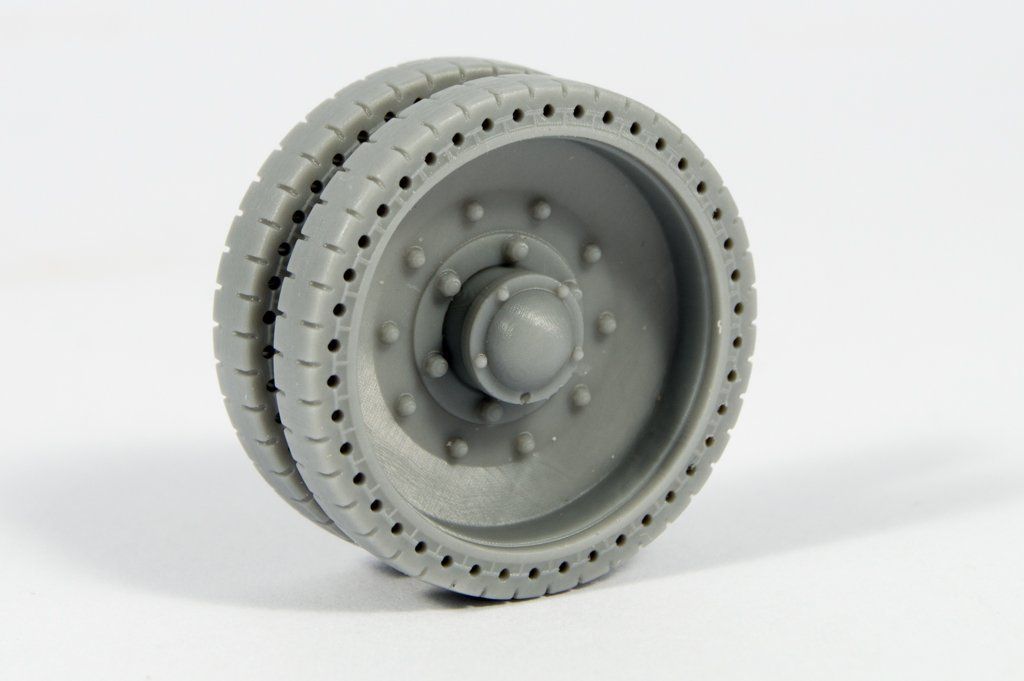 1:35 T-34 Stamped wheels (Early pattern)