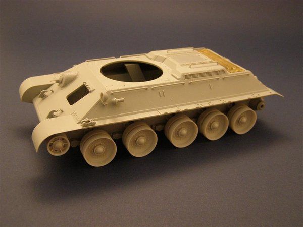 1:35 T-34 Tank (model 1940-41) Burn out Wheels