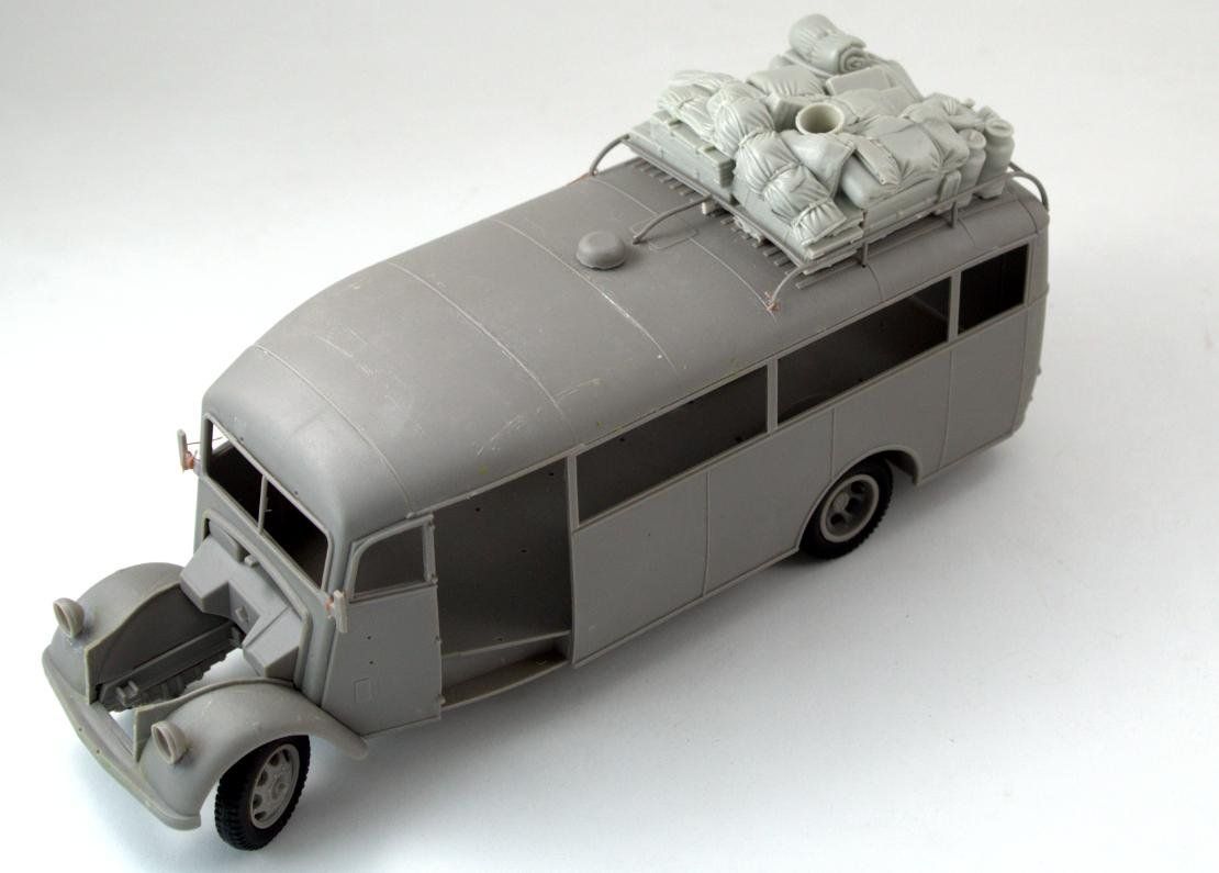 1:35 Stowage set for Opel 3,6-47 Omnibus