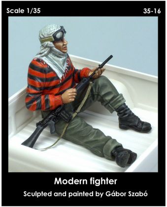 1:35 MODERN FIGHTER