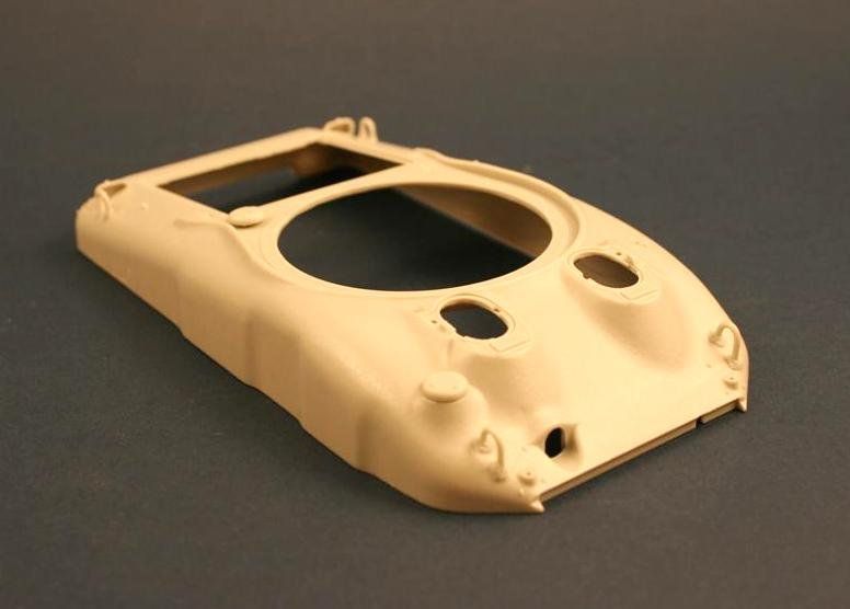 1:35 M4A1(75) Final hull with cast in appliqu