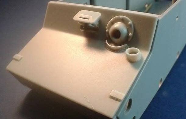 1:35 KV-1/2 front armor plate with driver flap