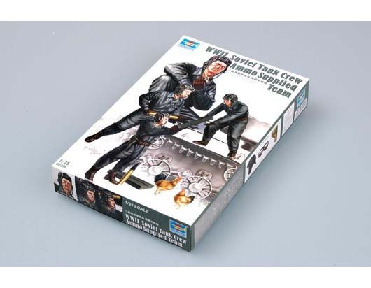 1:35 Soviet Tank Crew